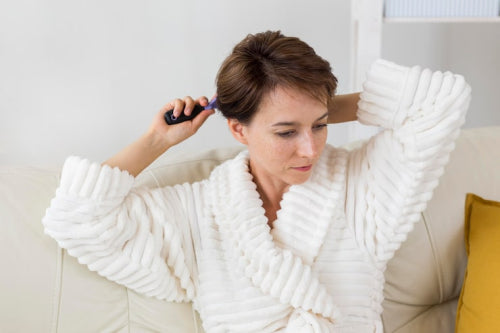 How Gentle Detangling Techniques Can Reduce Breakage in Fragile Hair