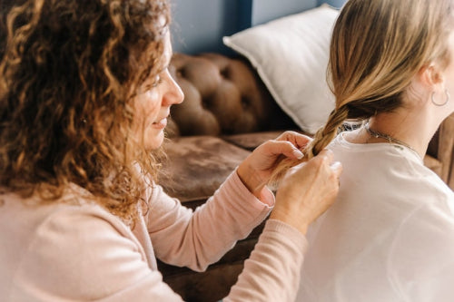 Hair Care Strategies for Wig and Extension Users Seeking Gentleness