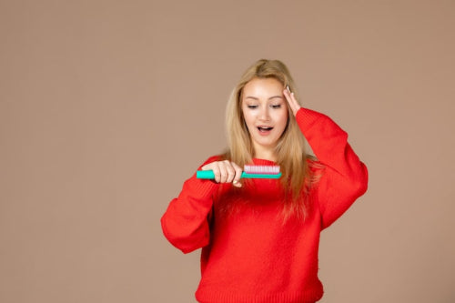 When a Wide Tooth Comb Is Preferred Over a Brush for Fragile Hair