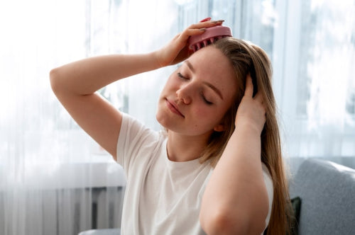 How Scalp Massage Supports Healthier Hair Habits