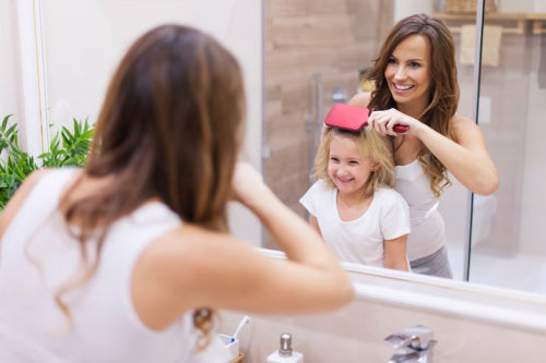 What Makes Family-Friendly Hair Brushes Suitable for Everyday Use
