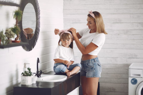 What Makes Comfortable Hair Care Tools Suitable for Children and Adults
